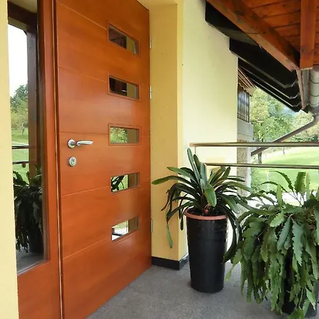 Ana Apartamento *